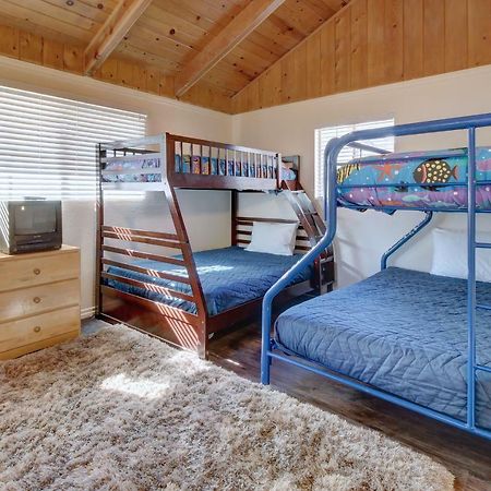 Big Bear Retreat Villa บิ๊กแบร์เลค ภายนอก รูปภาพ